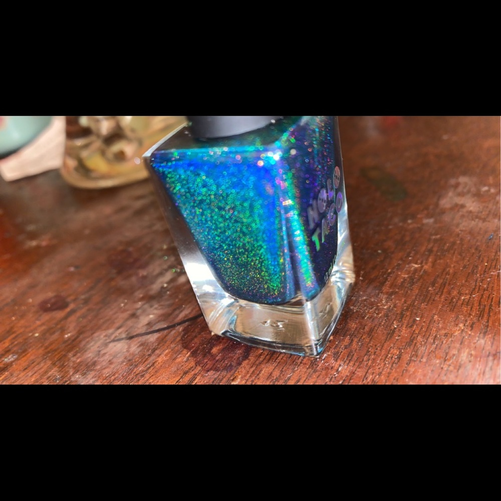 CUSTOM LISTING